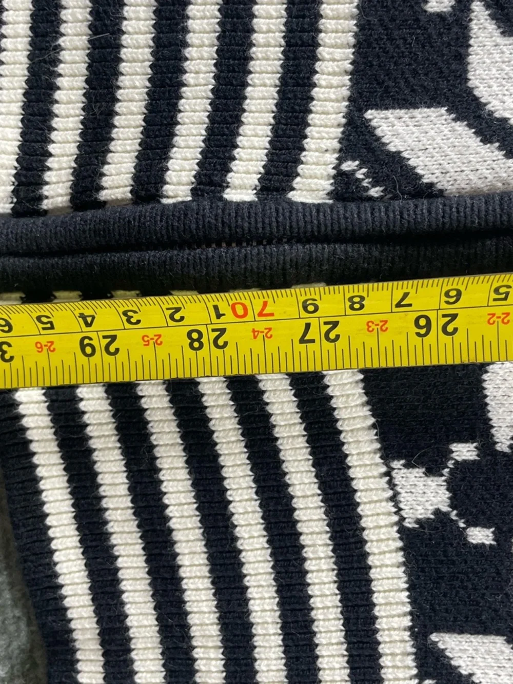 Lane Bryant Black and White Knit Zip Cardigan‎